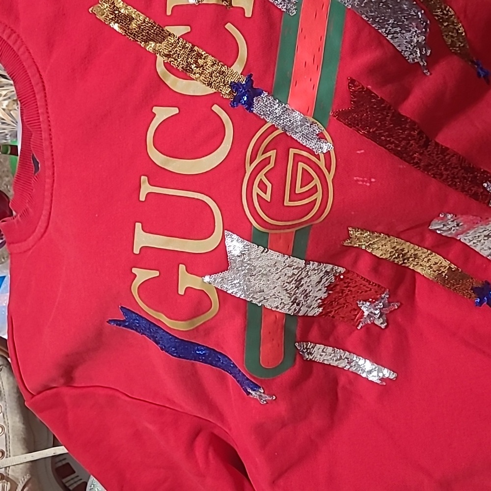 Gucci logo 3XL Sequin sweater / Available